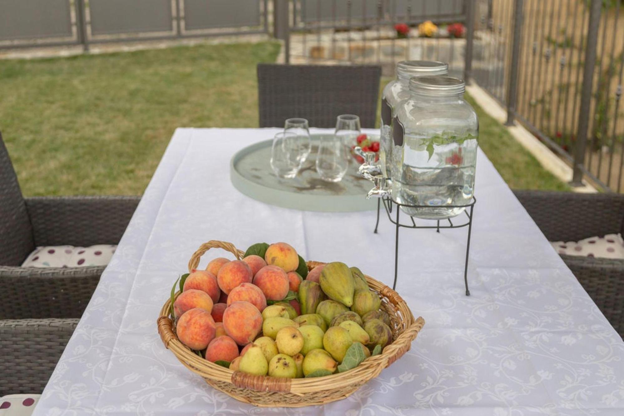 Pool & Sauna Villa Gizela - Happy Rentals Kojsko 외부 사진