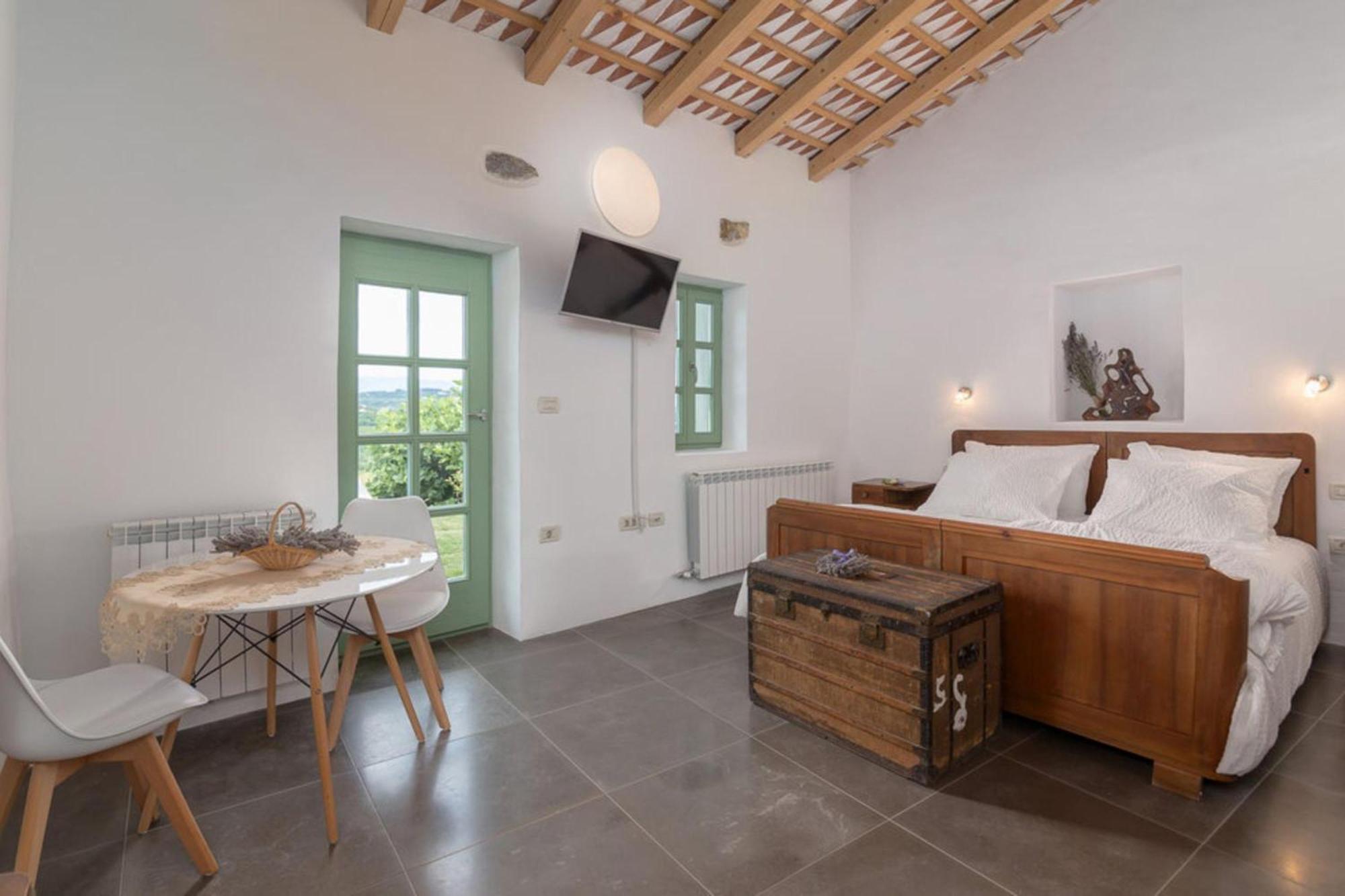 Pool & Sauna Villa Gizela - Happy Rentals Kojsko 외부 사진